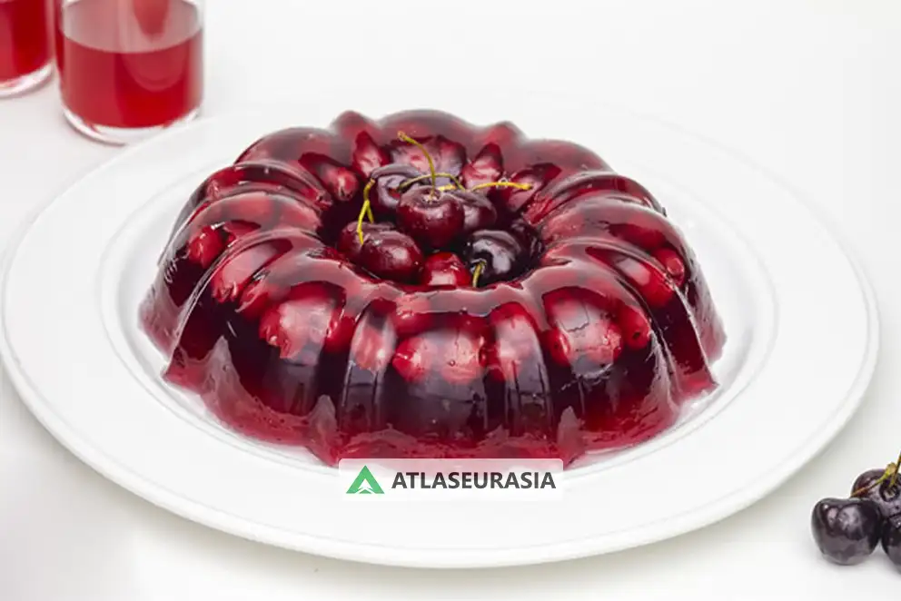 طرز تهیه ژله آلبالویی خانگی با اسانس آلبالو و رنگ طبیعی